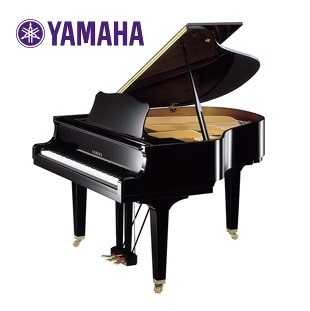 GRAND PIANO YAMAHA GB1K